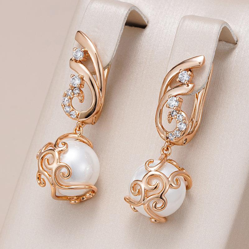 Elegant earrings with freshwater pearls