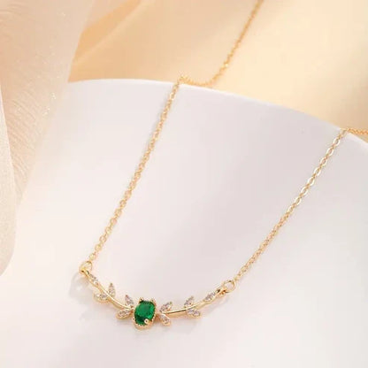 Amira Valmorin Necklace