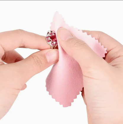 Jula Jewelry's premium jewelry cleaning wipes