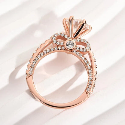Moissanite Round Cut Bow Design Engagement Ring
