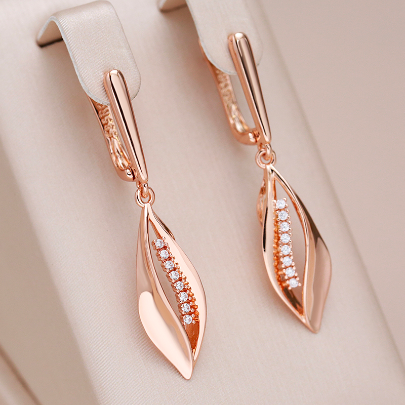Elegant Lace Earrings with Zirconia in Rose Gold